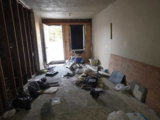 3715 Lavon St, Wichita, KS 67208