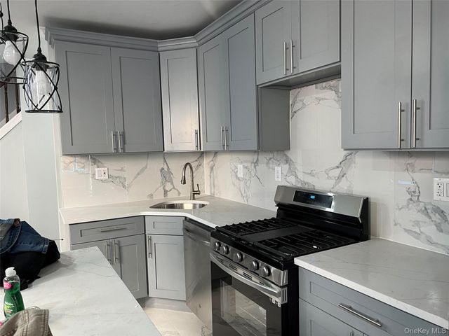 435 East 51 Strret, Brooklyn, NY 11203