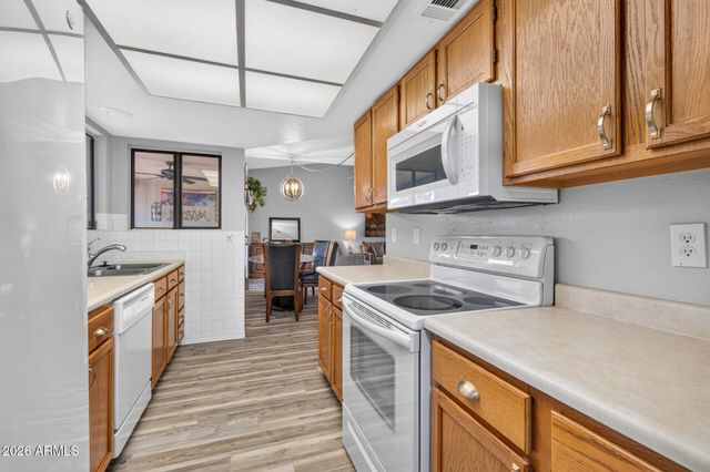 13327 W BOLERO Drive, Sun City West, AZ 85375