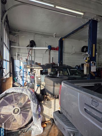 457 Teaneck Road, Teaneck, NJ 07666