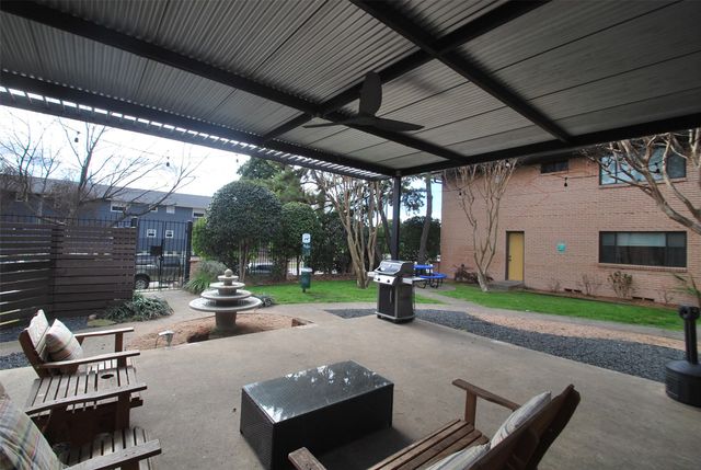 5004 Live Oak Street 106, Dallas, TX 75206