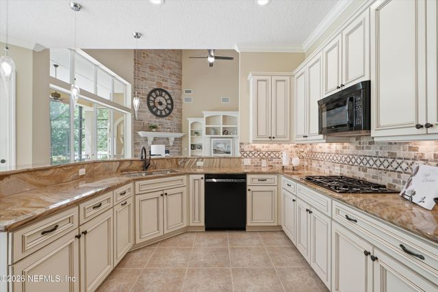 560 SEBASTIAN Square, St. Augustine, FL 32095