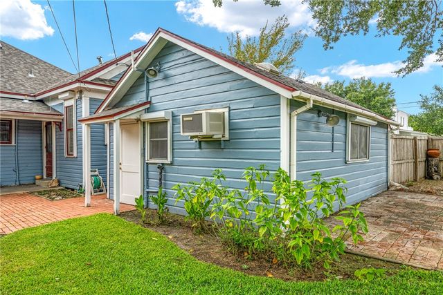 330 W Henrietta Ave, Kingsville, TX 78363