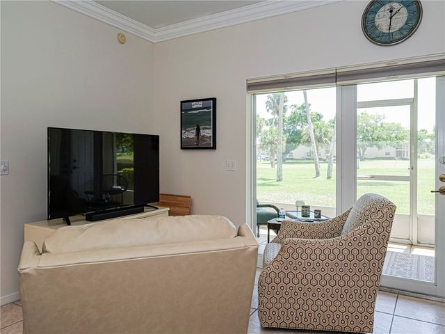 235 Grand Royale Circle 104, Vero Beach, FL 32962