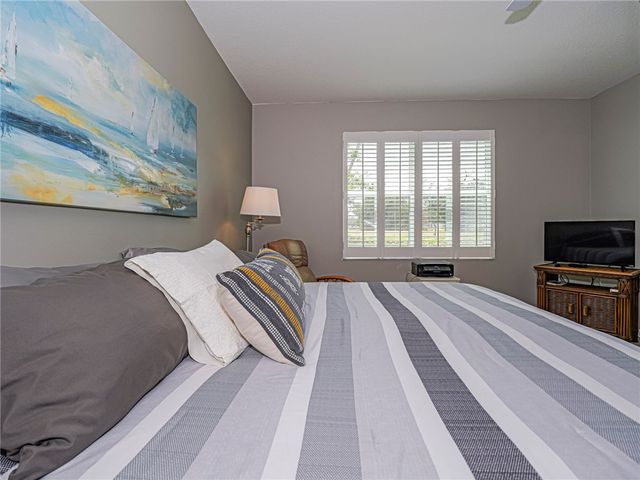 235 Grand Royale Circle 104, Vero Beach, FL 32962