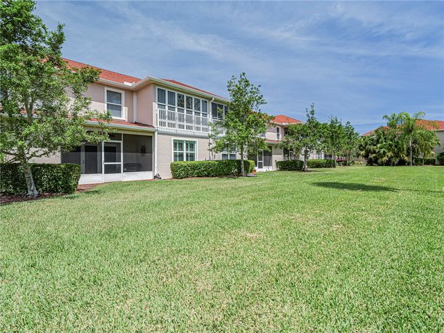 235 Grand Royale Circle 104, Vero Beach, FL 32962