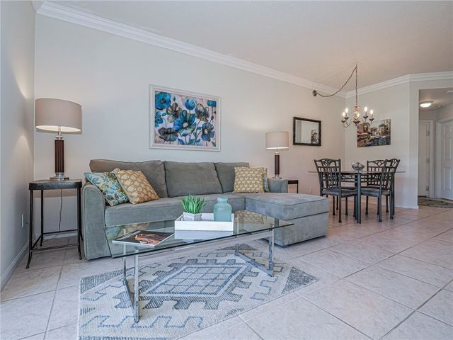 235 Grand Royale Circle 104, Vero Beach, FL 32962
