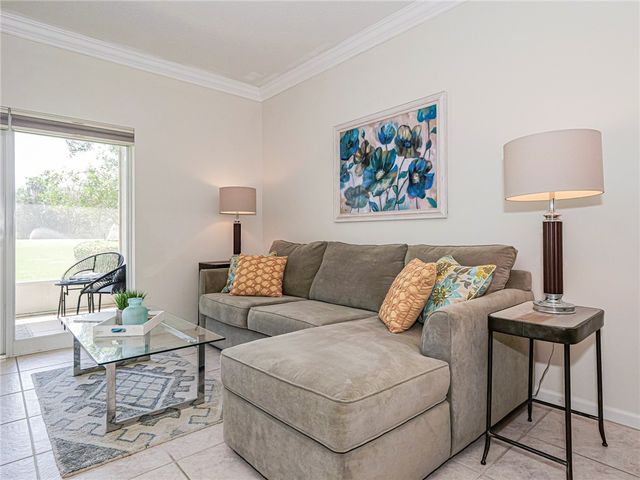 235 Grand Royale Circle 104, Vero Beach, FL 32962