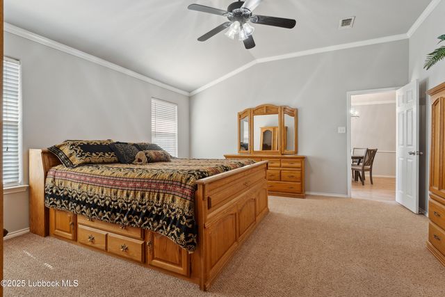 3407 Oakridge Avenue, Lubbock, TX 79407