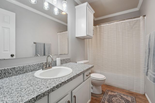 3407 Oakridge Avenue, Lubbock, TX 79407