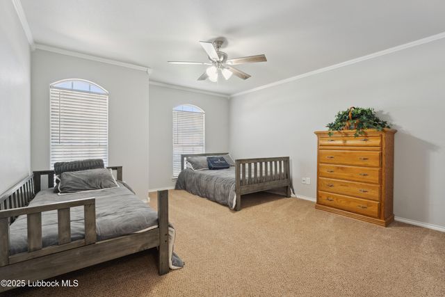 3407 Oakridge Avenue, Lubbock, TX 79407