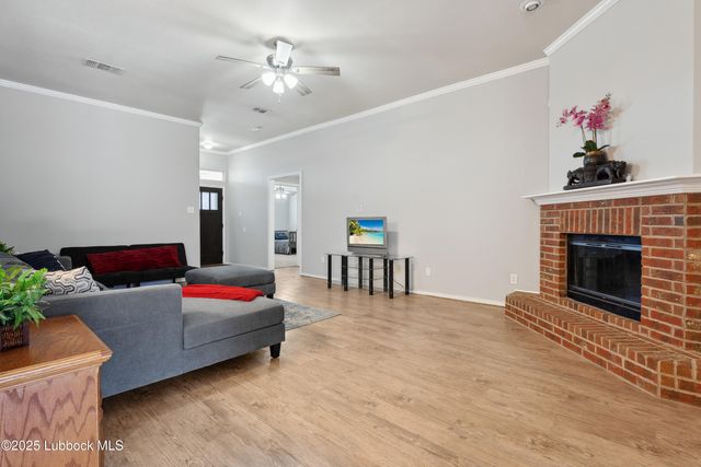 3407 Oakridge Avenue, Lubbock, TX 79407