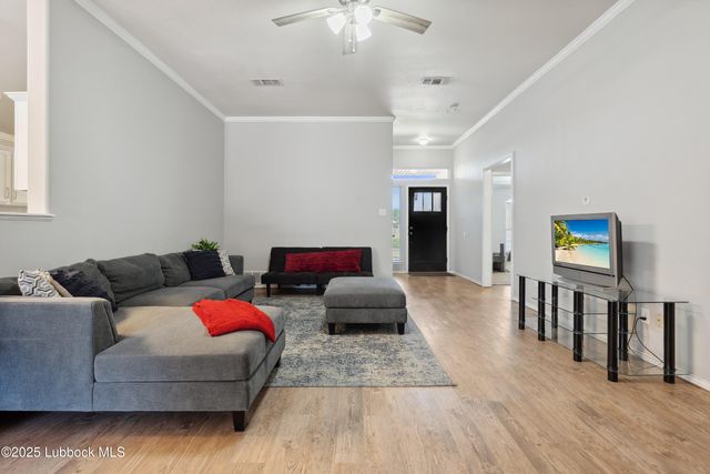 3407 Oakridge Avenue, Lubbock, TX 79407