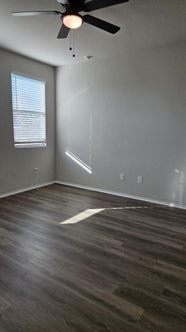 3704 Conyers LN, Austin, TX 78725