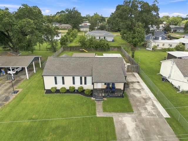 3820 Vanderbilt Street, Lake Charles, LA 70607