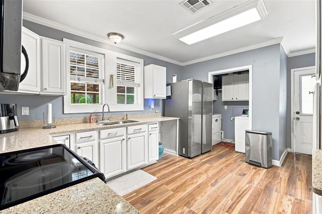3820 Vanderbilt Street, Lake Charles, LA 70607