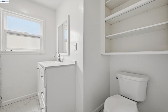 17119 Rolando Ave, Castro Valley, CA 94546