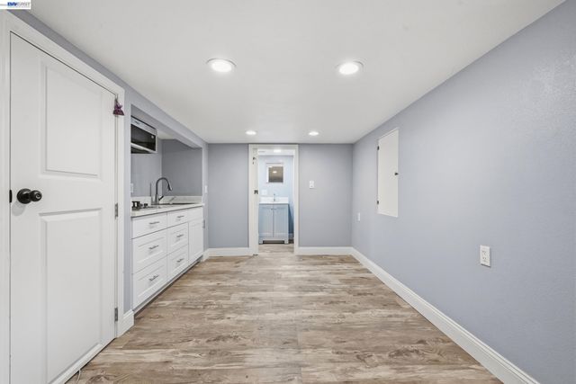 17119 Rolando Ave, Castro Valley, CA 94546