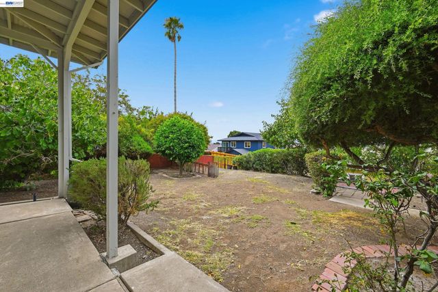 17119 Rolando Ave, Castro Valley, CA 94546