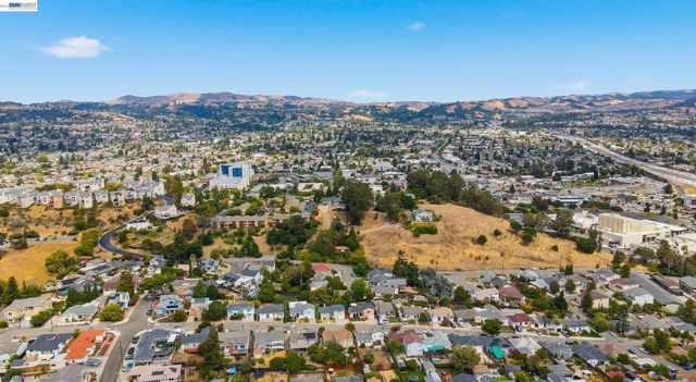 17119 Rolando Ave, Castro Valley, CA 94546
