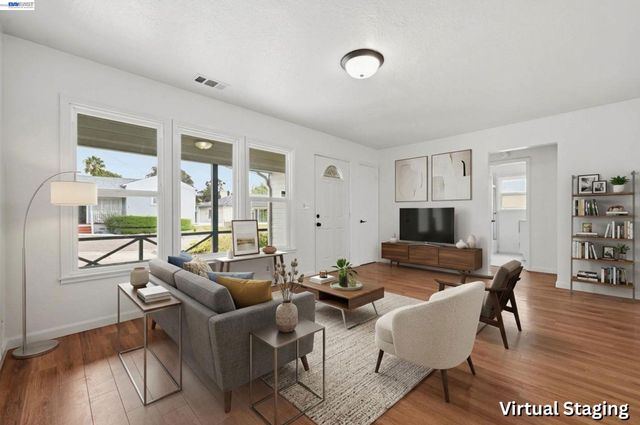 17119 Rolando Ave, Castro Valley, CA 94546