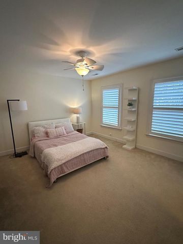 8605 LENFANT PL, Manassas, VA 20112