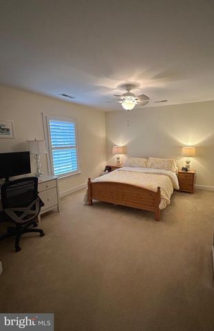 8605 LENFANT PL, Manassas, VA 20112