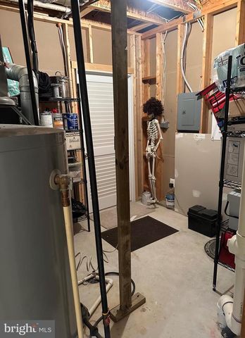 8605 LENFANT PL, Manassas, VA 20112