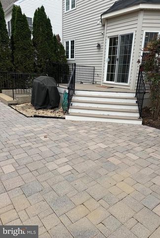 8605 LENFANT PL, Manassas, VA 20112