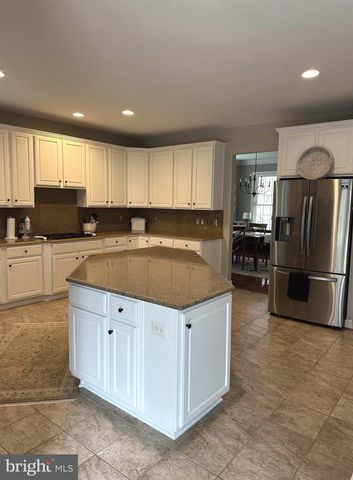 8605 LENFANT PL, Manassas, VA 20112