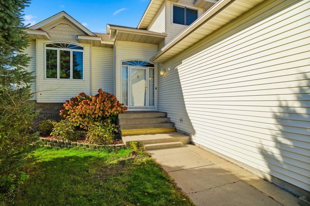 10248 Washington Court NE, Blaine, MN 55434