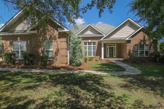112 Addington Drive, Kathleen, GA 31047
