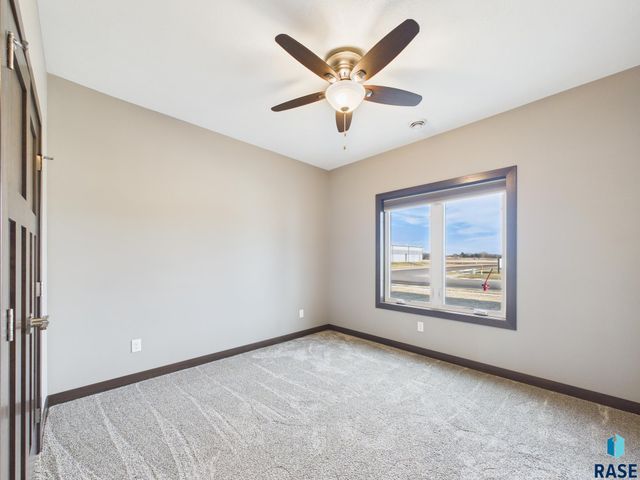 301 Granite Ave Avenue, Tea, SD 57064