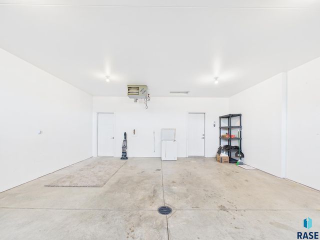 301 Granite Ave Avenue, Tea, SD 57064