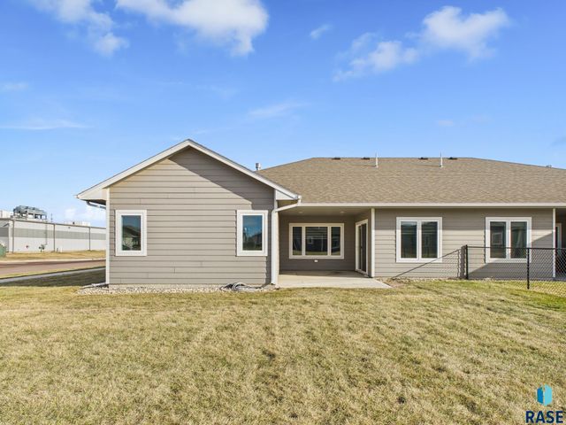 301 Granite Ave Avenue, Tea, SD 57064