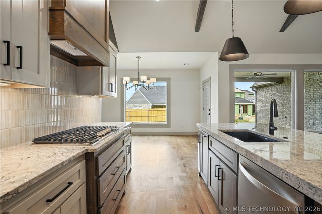 13656 S 21st Street E, Bixby, OK 74008