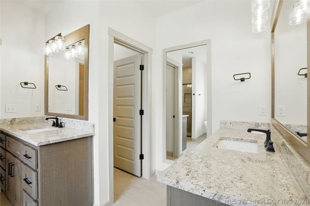 13656 S 21st Street E, Bixby, OK 74008