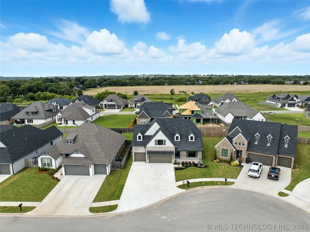 13656 S 21st Street E, Bixby, OK 74008