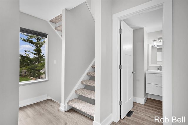 6223 Acropolis Drive 49, Grand Rapids, MI 49546