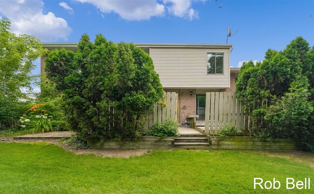 6223 Acropolis Drive 49, Grand Rapids, MI 49546