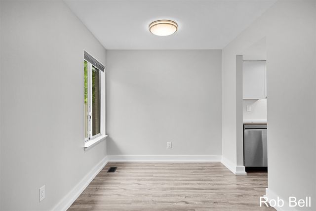 6223 Acropolis Drive 49, Grand Rapids, MI 49546
