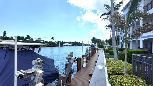 3038 WATERSIDE Circle, Boynton Beach, FL 33435