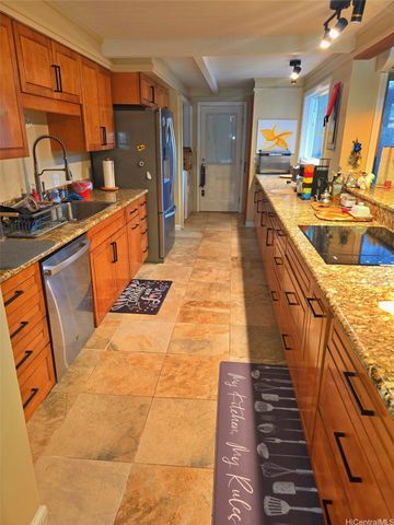 417 Koko Isle Circle 9908, Honolulu, HI 96825