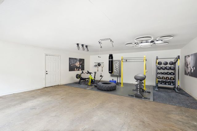 610 Clermont Avenue, Dallas, TX 75223