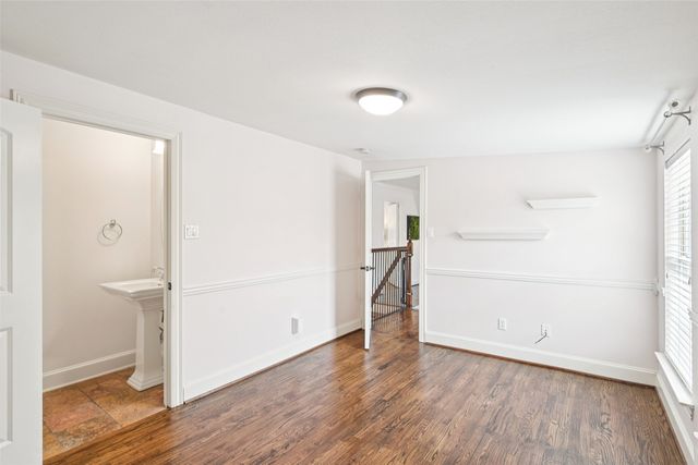 610 Clermont Avenue, Dallas, TX 75223