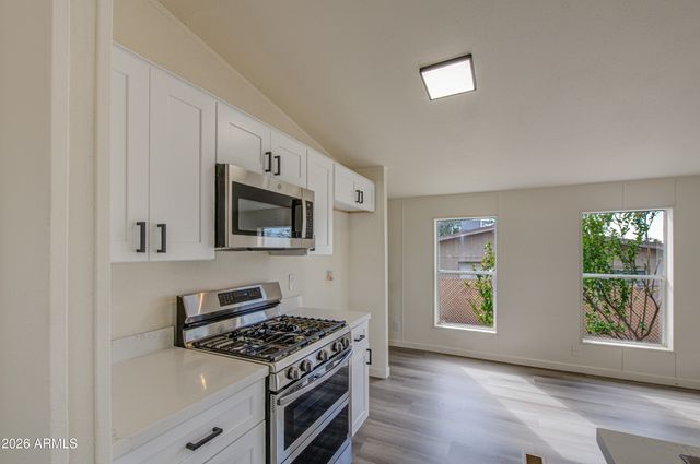 8105 E 4TH Avenue, Mesa, AZ 85208