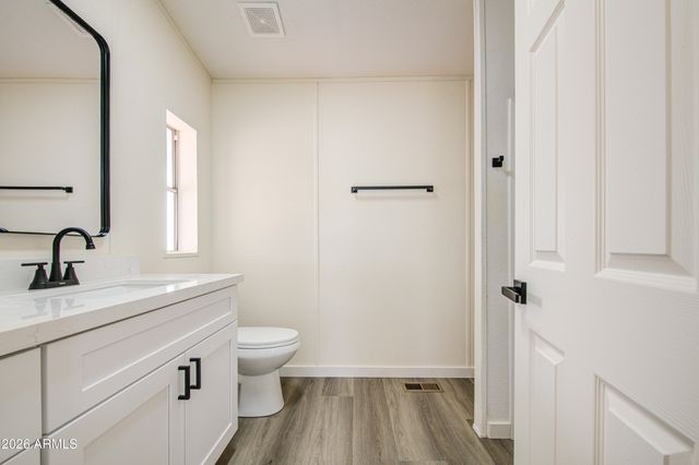 8105 E 4TH Avenue, Mesa, AZ 85208