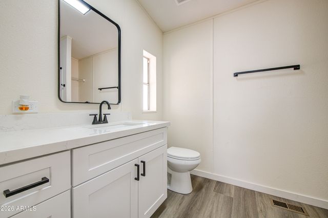 8105 E 4TH Avenue, Mesa, AZ 85208