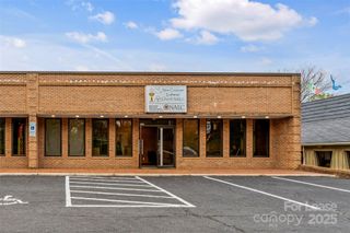 522 W Fleming Drive, Morganton, NC 28655