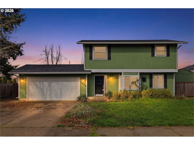 7438 A St, Springfield, OR 97478